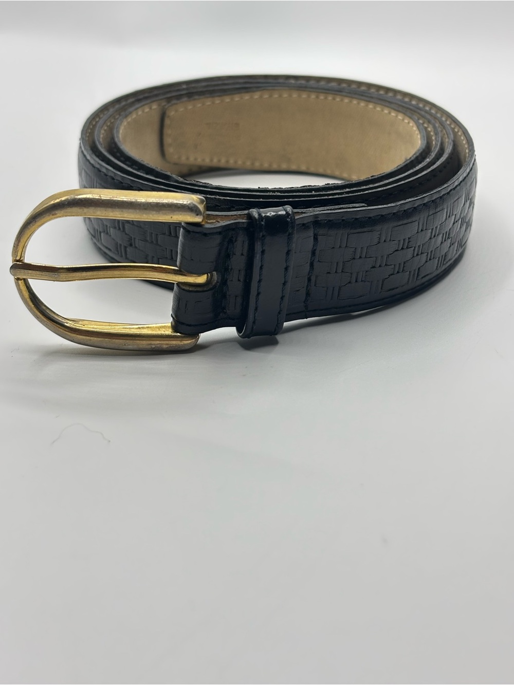 Buxton Black Basketweave Embossed Cowhide Leather Belt Women Sz 38 Goldtone